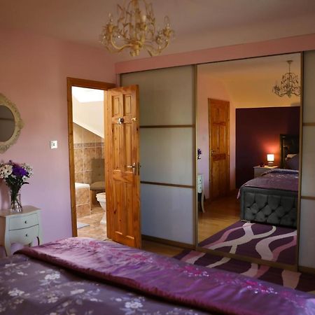 Seascape On The Edge Of Town: 4 Beds All Ensuite. Belmullet Esterno foto