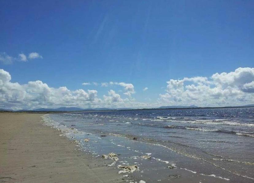 Seascape On The Edge Of Town: 4 Beds All Ensuite. Belmullet Esterno foto