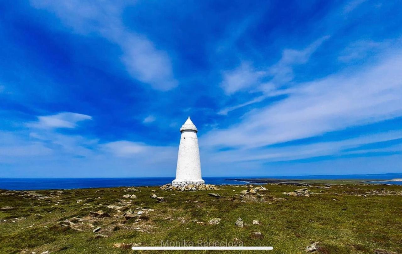 Seascape On The Edge Of Town: 4 Beds All Ensuite. Belmullet Esterno foto